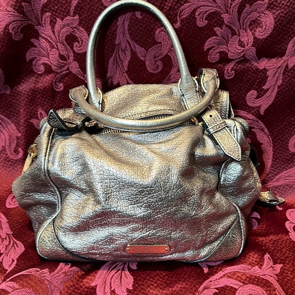 Large Pewter/metallic Burberry handbag - Picture 15 of 16